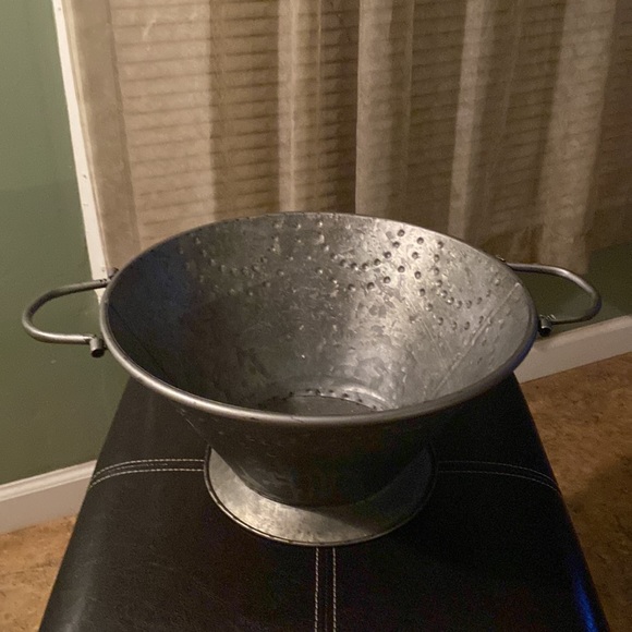 Rustic Decor - Picture 2 of 3